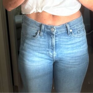 Seven7 denim jeans. Straight leg
